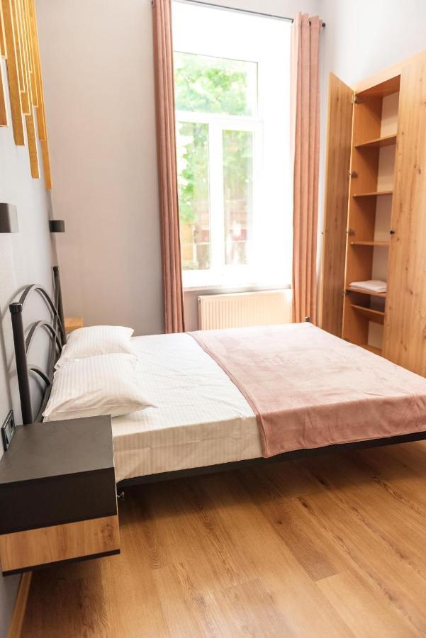 Apartments White Pearl Sadova Odessa Zewnętrze zdjęcie